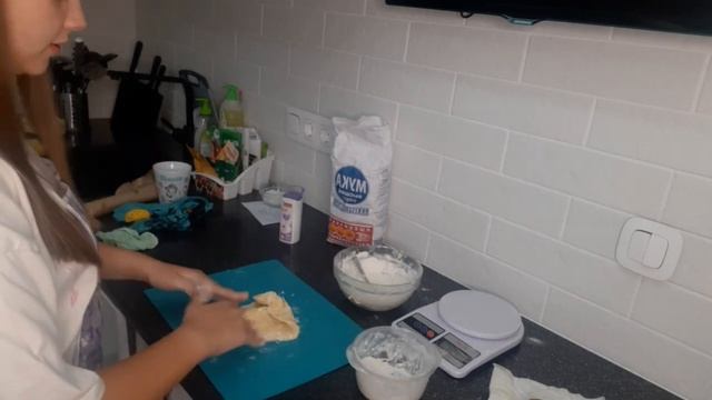 Готовим печенье из тик тока! Рецепт вкусных и прикольных печенек! Печеньки сердечки!