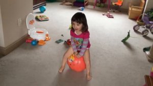 Weight loss. Ball exercise. Худеем! Прыжки на мяче. Счастливые дети.