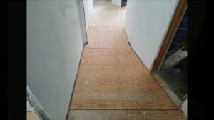 Обшивка деревянного пола.