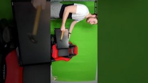 Тик так разбил монитор из-за проигрышей