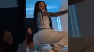 Bhad Bhabie Twerking - JOI with Metronome Beat (post time in comments)