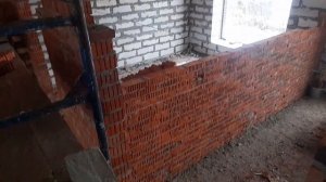 Кладка межкомнатных перегородок из кирпича