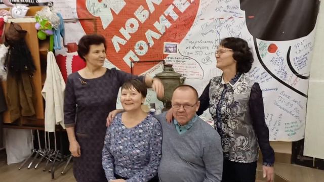 Поздравление от выпускников разных факультетов.. смотреть онлайн