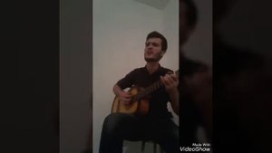 Точик бача барои ошикон | таджик красиво поёт под гитару