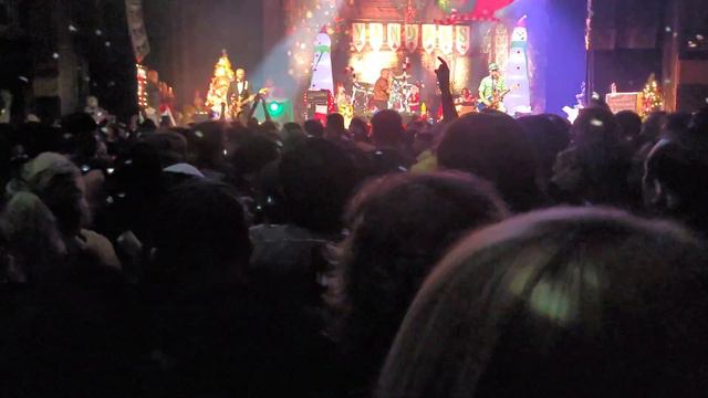 Vandals Christmas 2022 HOB Anaheim смотреть онлайн