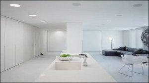 Белые двери в интерьере квартиры