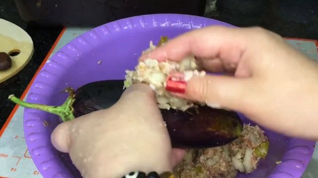 Фаршированные баклажаны. Простой рецепт. смотреть онлайн