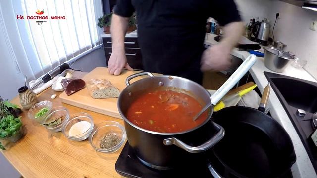 Томатный суп. Брускетта с Моцареллой, Фисташковым песто и Прошутто. Настоящий вкус Италии. смотреть онлайн