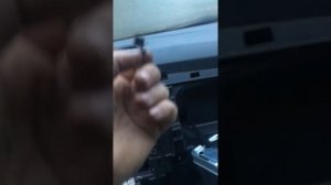 Снятие пассажирской подушки безопасности на Рено Логан 2014 часть 5