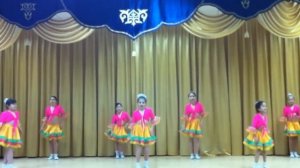 Танец "Весёлый"