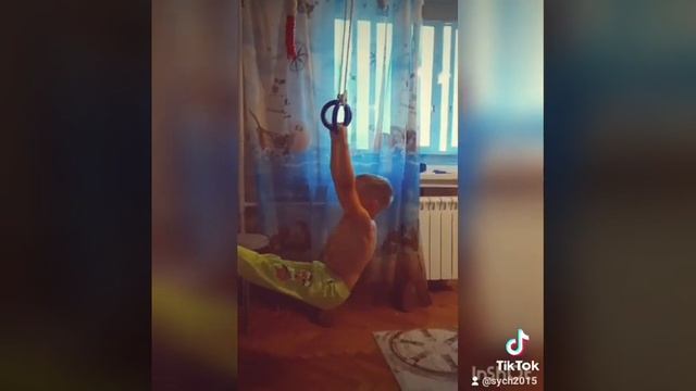 домашние тренировки . 5 лет .        #спортивнаягимнастика#детскийспорт#дети#зож#дети#фитнес#