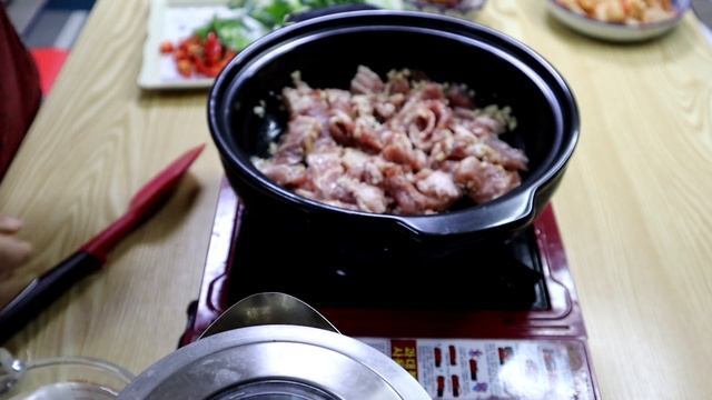 Всем известный корейский суп /Готовим суп с добавлением чимчи.