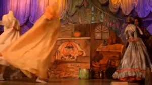 "Золушка" Танец с Платьями. Мачеха и сёстры.