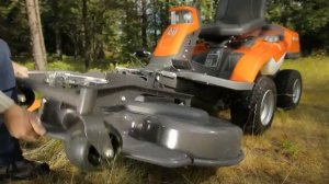 Сервисное положение режущей деки райдеров Husqvarna
