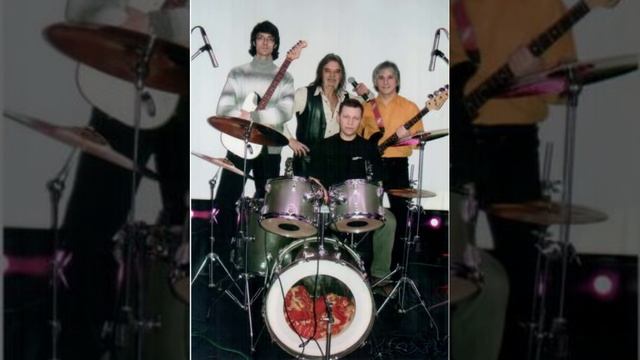 ВИА Гамма Желтые листы смотреть онлайн