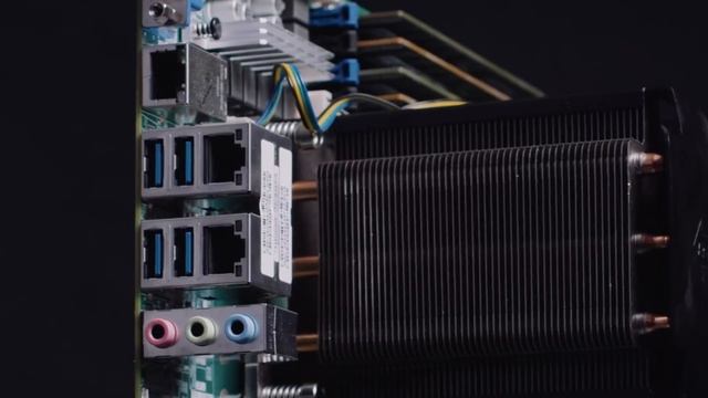 ВЫЗОВ БРОШЕН! Китайские Центральные Процессоры нагнули AMD! Дальше видеокарты?! Hygon С86 3185 смотреть онлайн