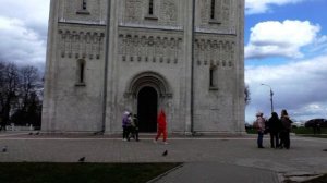 Дмитриевский собор 12 века во Владимире