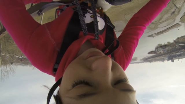 Розовой кофточке кажется, что мост шатается смотреть онлайн