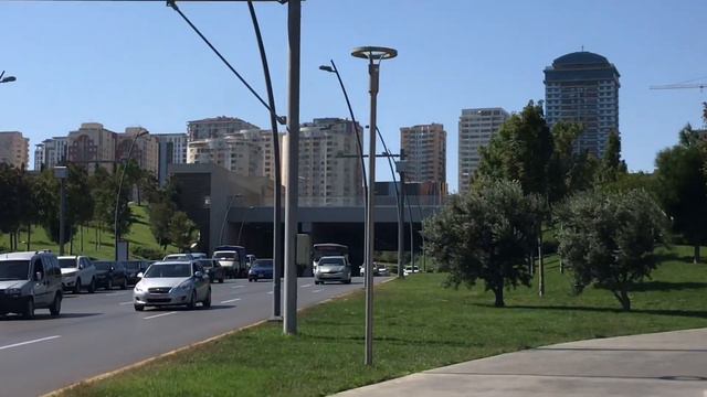 Баку центр города.Аздрама. Мечеть Тезя Пир