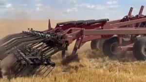 Обновлённый Кировец К-743М с двигателем Weichai WP 12 и Глубокорыхлитель Salford DRH 9800