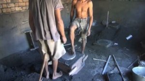 Производство алюминиевых кастрюль кустарным способом