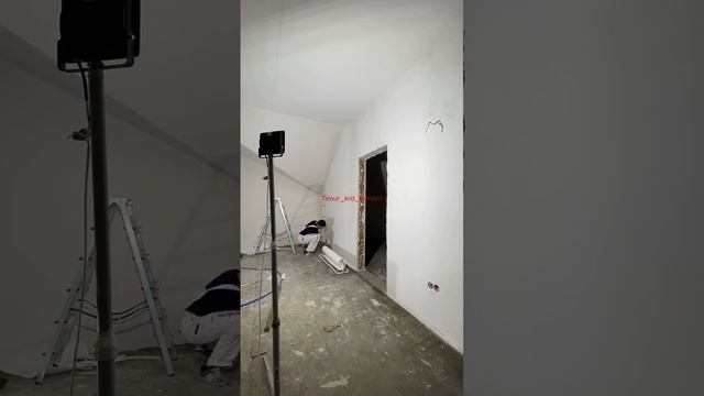 Клеем обои под покраску флизелин #малярка #обои #лайфхак