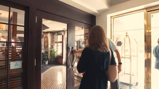 Francis Marion Hotel смотреть онлайн