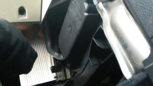 Ford Fiesta Mk6 - Cabin Air Filter Replacement