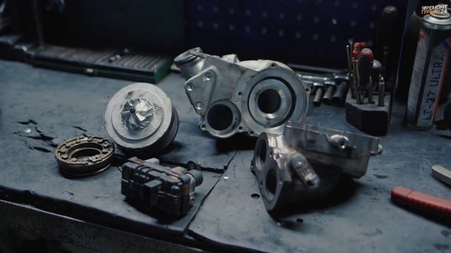 Ремонт сразу трех турбин на BMW X5 M50 D смотреть онлайн