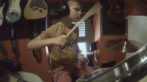 Franz Ferdinand Take me out drum cover by Hugo 9 years old