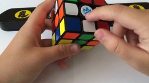 КАК СОБРАТЬ КУБИК РУБИКА ЗА 5 СЕКУНД?
