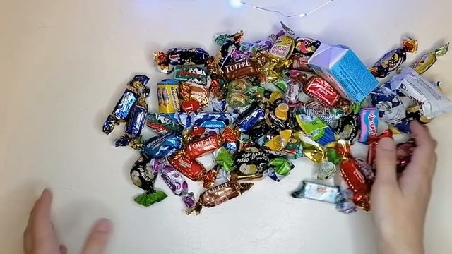 ОБЗОР НОВОГОДНИХ ПОДАРКОВ 2022 / ФИКС ПРАЙС СВЕТОФОР ВАЛБЕРИЕС смотреть онлайн