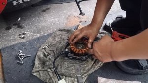 Honda CBR1000RR Motorcycle Engine Generator Coil Replacement