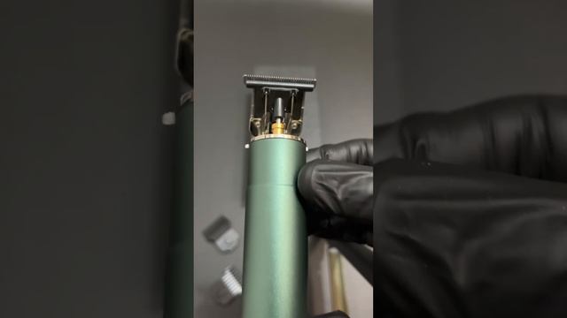ТРИММЕР ДЛЯ СТРИЖКИ БОРОДЫ И ОКАНТОВКИ ВОЛОС VGR V-186