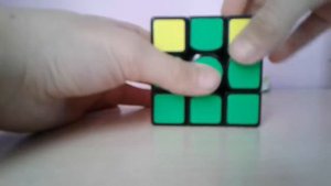 Самый простой способ собрать кубик рубика жёлтый крест и чтобы рёбра совпадали с центрами