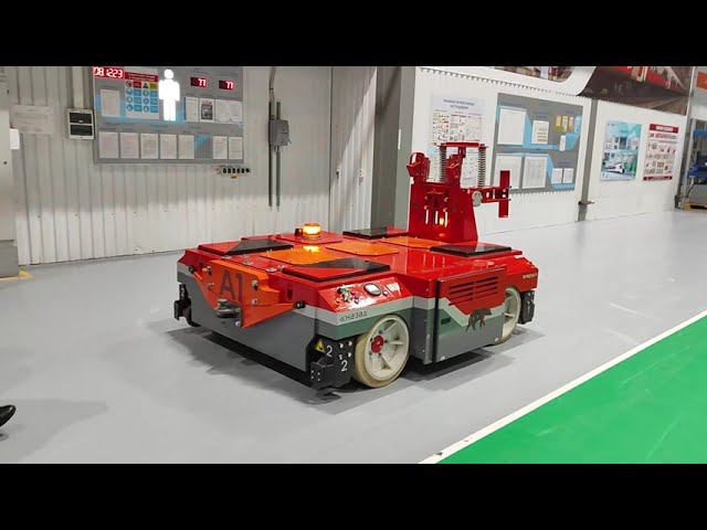 Тяговая маневровая машина Антей А1 на ТВЗ смотреть онлайн