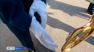 Сын полка. 11-летний Сережа Лукьянов сыграл со сводным оркестром на парадном шествии в Иркутске