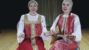 "Вдоль деревни течет речка" Псковские припевки. Татьяна и Дарья Матвеевы
