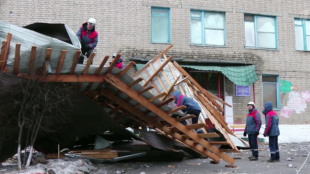 Последствия мощного разгула стихии устраняют в Чите
