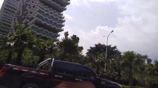 Дома -деревья. Хайнань. 2018 смотреть онлайн