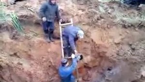 Ремонт чугунной трубы на 520