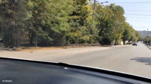 ГОСавтошкола, Симферополь - Разворот с использованием прилегающей на ул. Садовой.