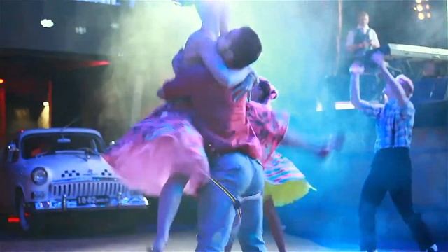 Шоу балет в стиле СТИЛЯГИ / Jump смотреть онлайн