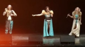 ?_ Вишни белые цветы _