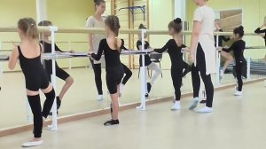 Хореография для детей 6-7 лет - вот так надо преподавать детскую хореографию!