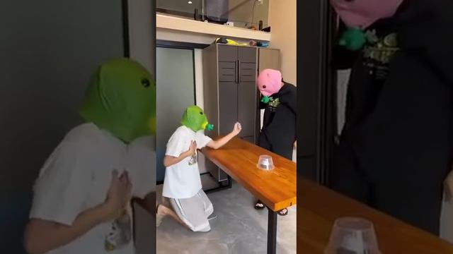 Реально прикольно и смешно.