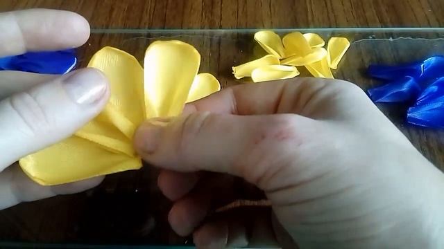 Крокусы из атласных лент к 8 марта(часть 1) смотреть онлайн