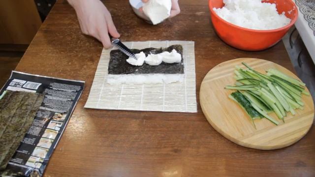 ЯПОНСКОЕ КОМБО/РОЛЛЫ(ФИЛАДЕЛЬФИЯ)/ОНИГИРИ/БЕНТО смотреть онлайн