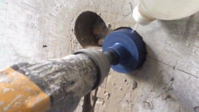 Как надо сверлить бетон 1 смотреть онлайн