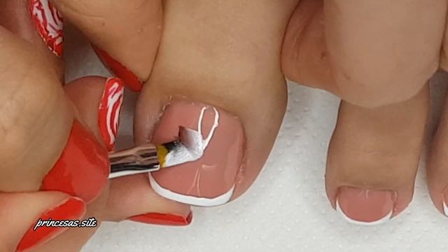 ?PEDICURA con esmaltado SEMIPERMANENTE Paso a Paso? - [Mano alzada con gel paint] смотреть онлайн